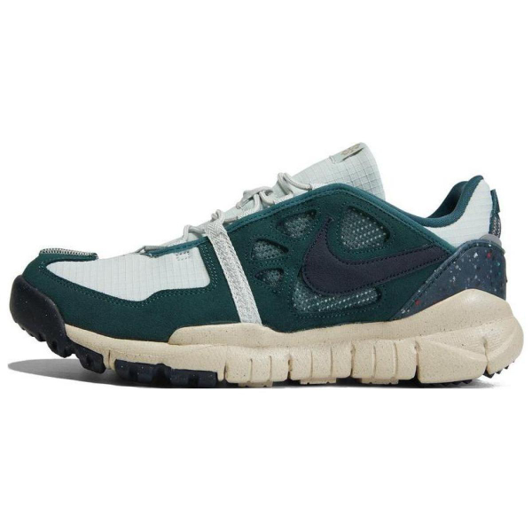 Nike Terra Vista NN