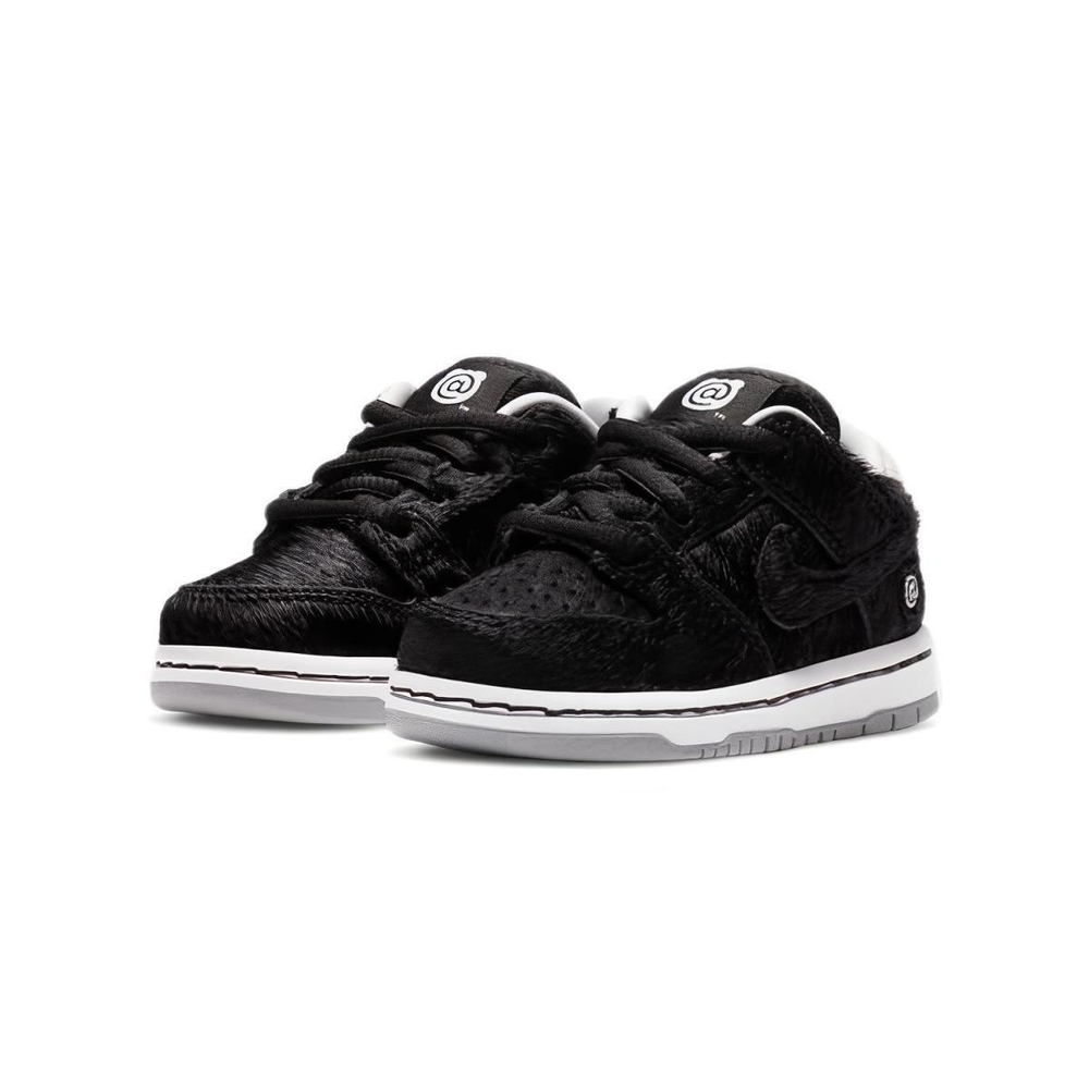 BE@RBRICK x Nike Dunk SB "BE @ RBRICK"
