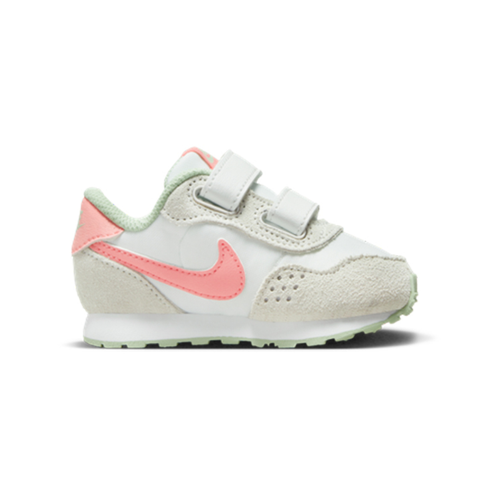 Nike MD Valiant