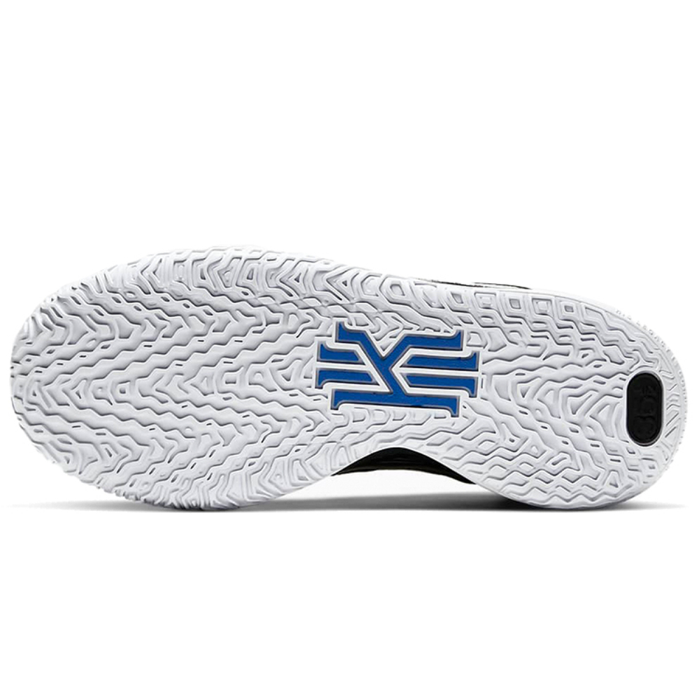 Nike Kyrie 7