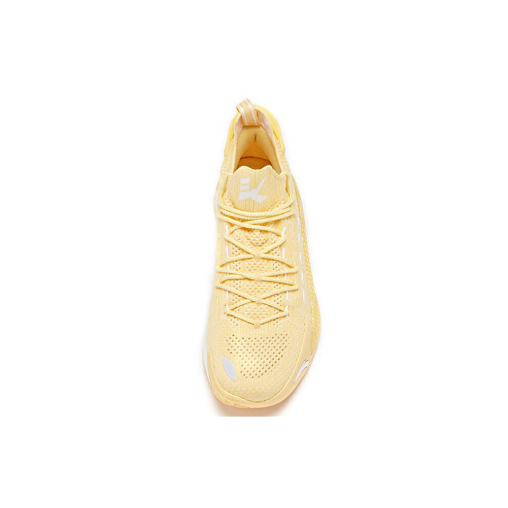 Anta KT5 Low KT5