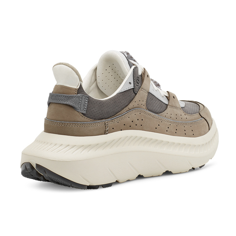 UGG CA805 V2