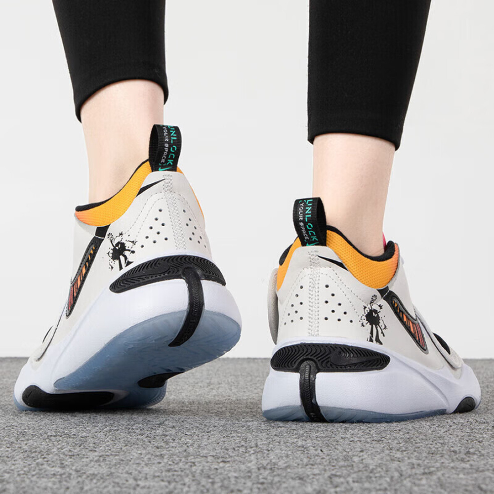 Nike Team Hustle D 11 GS
