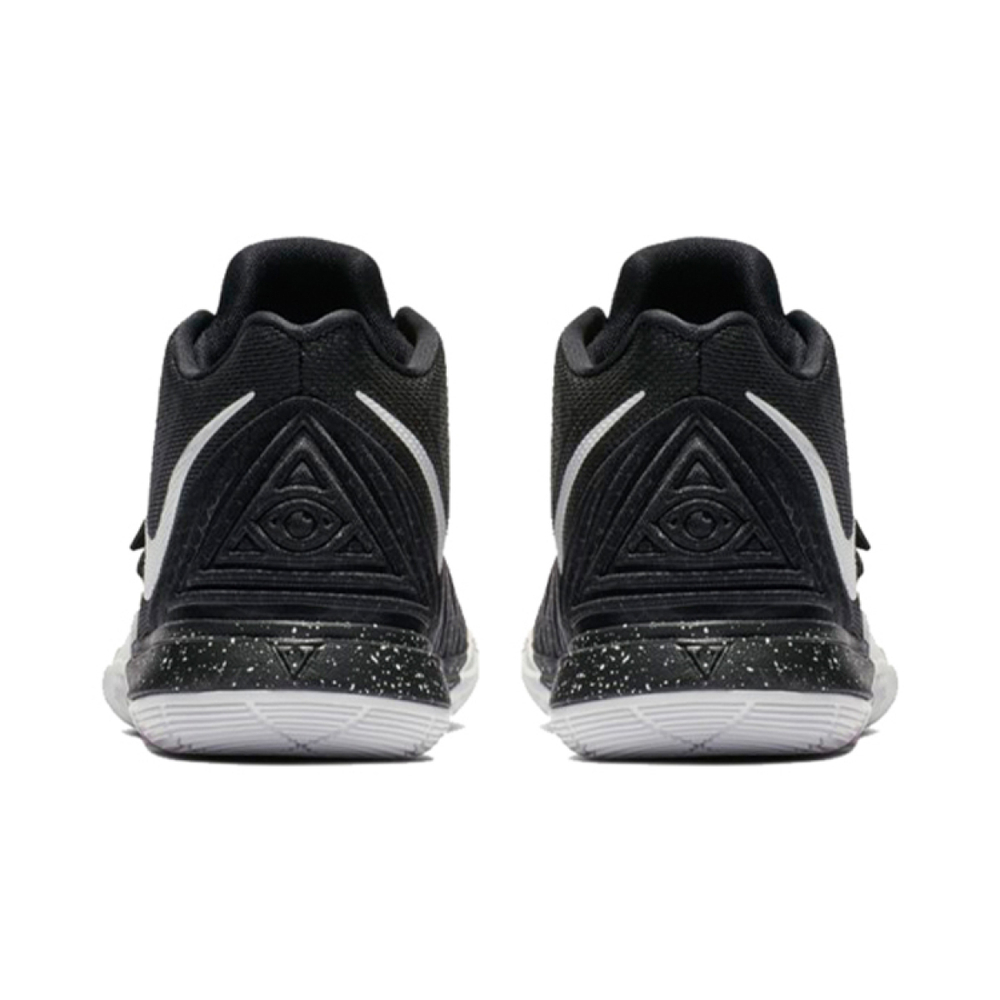 GS Nike Kyrie 5 Black Magic GS