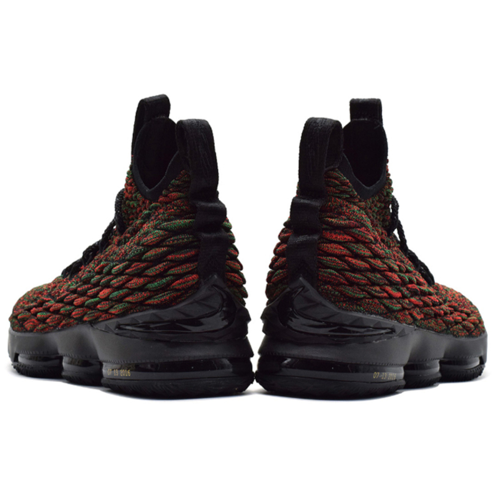 Nike Lebron 15 BHM