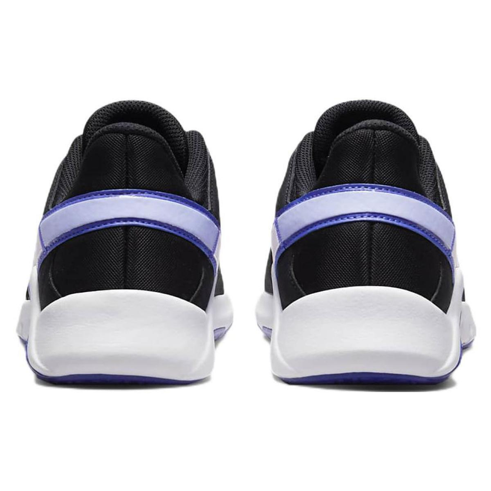 Nike Legend Essential 2