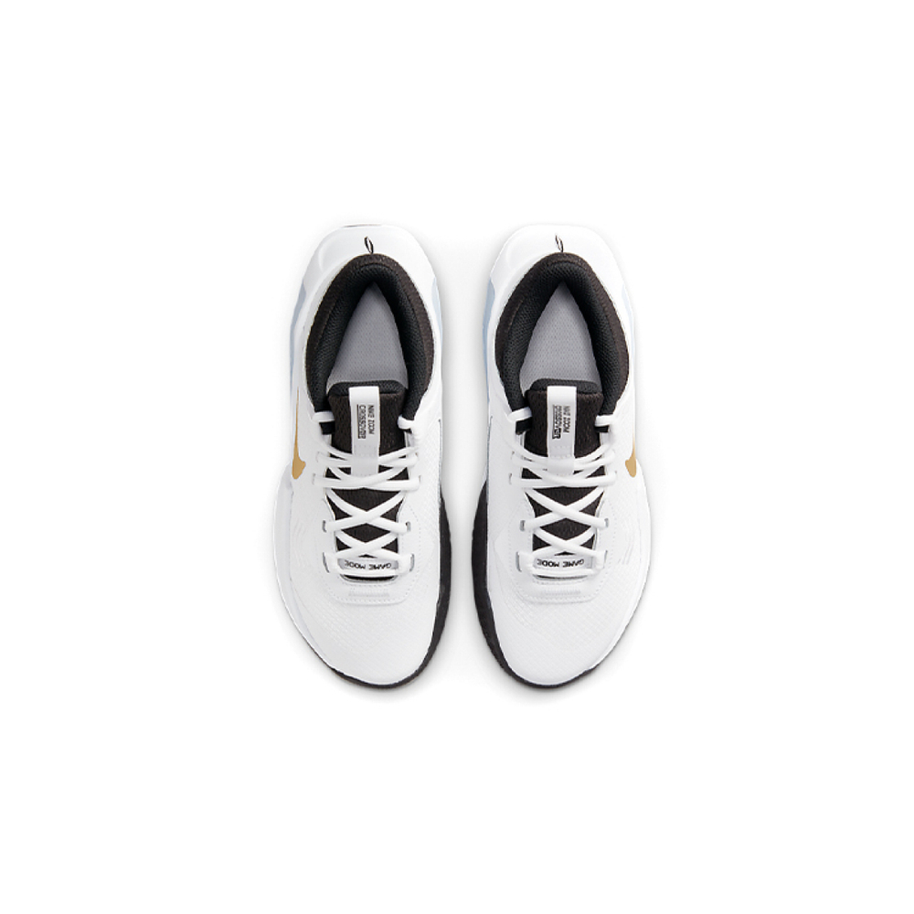 Nike Air Zoom Crossover
