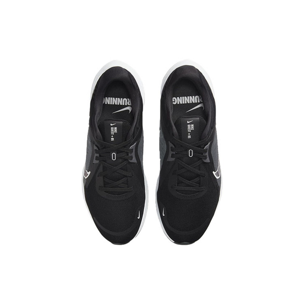 Nike Quest 5