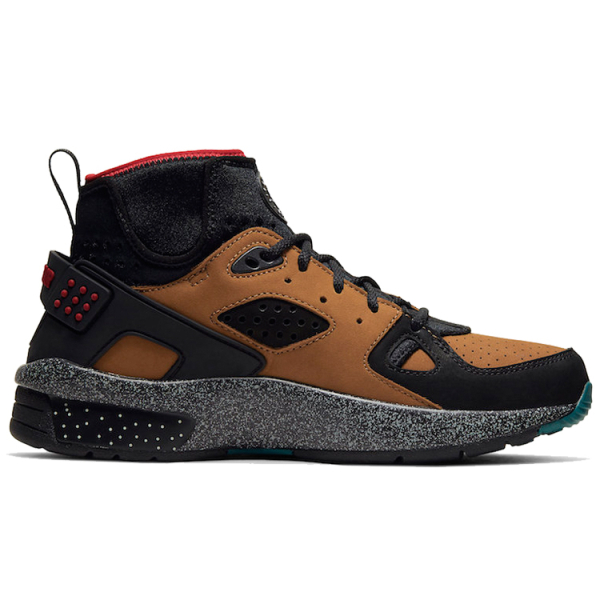 Olivia Kim Nike Air Mowabb