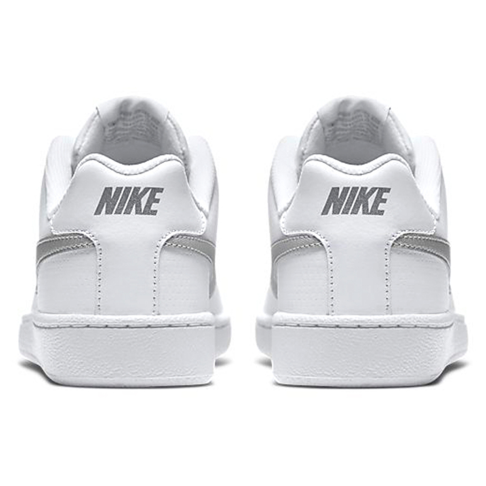 Nike Court Royale