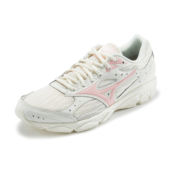 Mizuno Spark 3