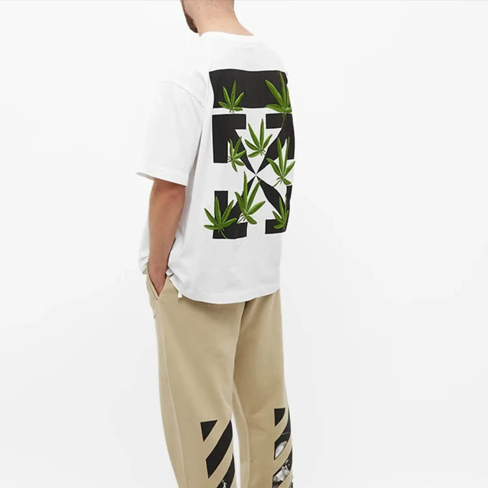 OFF-WHITE T