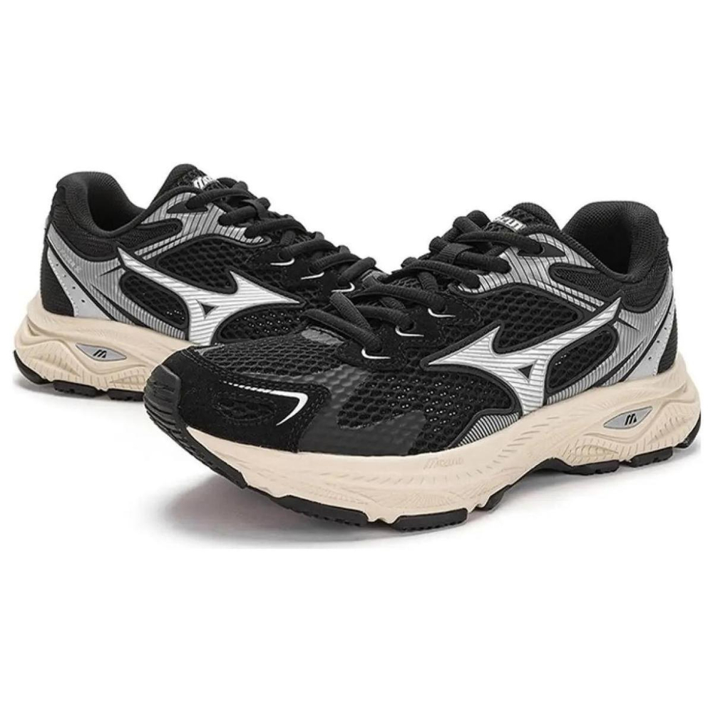 Mizuno Racer S