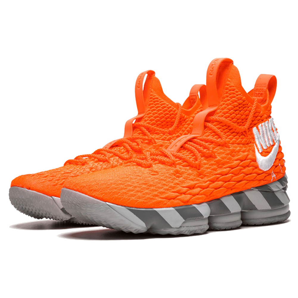 Nike Lebron 15 ''Orange Box'' 15