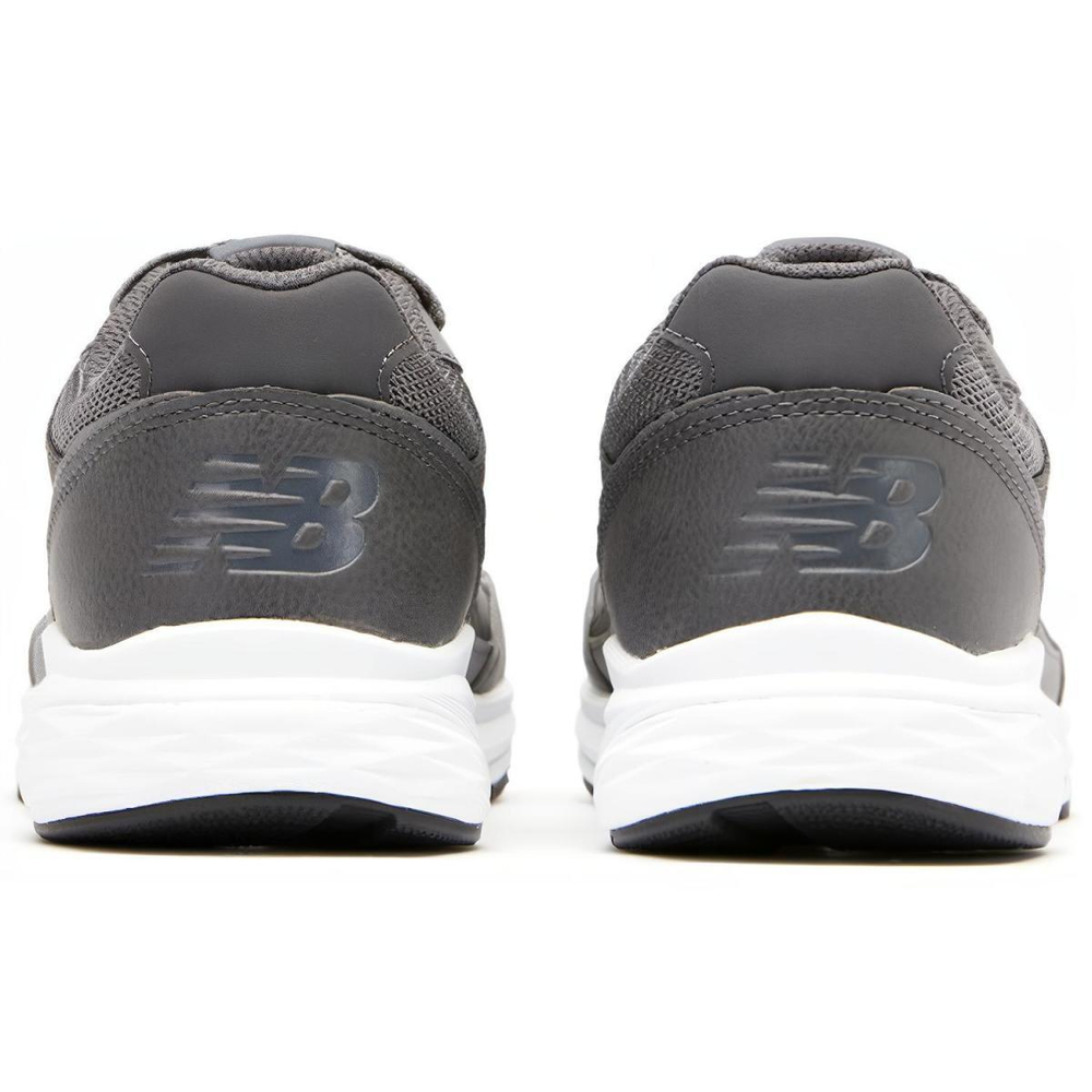 New Balance NB 707