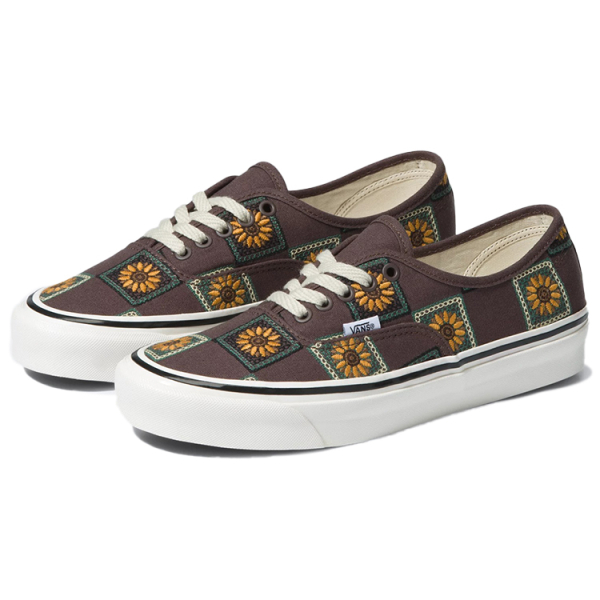 Vans Authentic 44