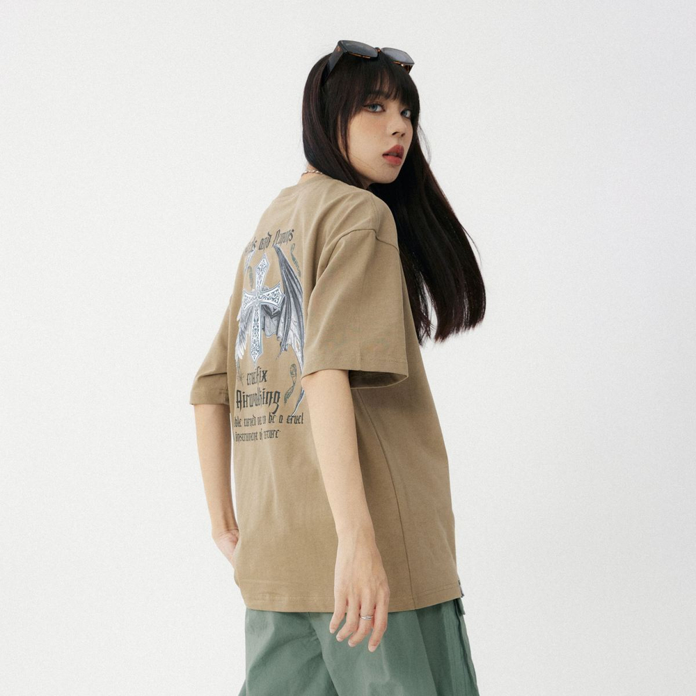 Airwalk T