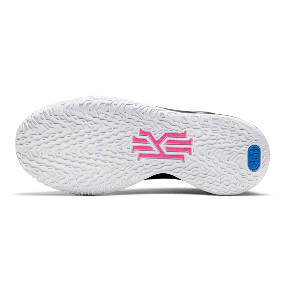Nike Kyrie 7 7 CNY logo