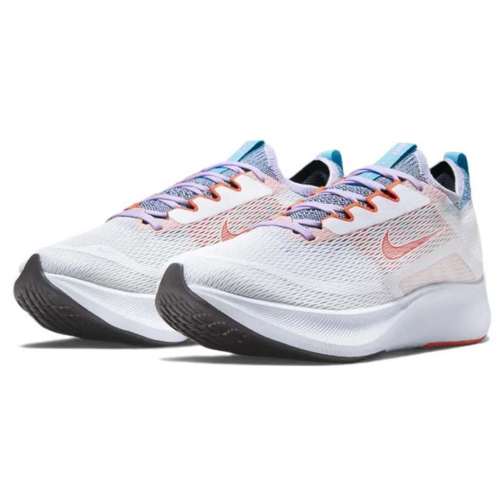 Nike Zoom Fly 4