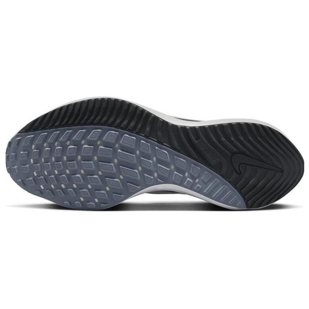 Nike Air Zoom Vomero 16