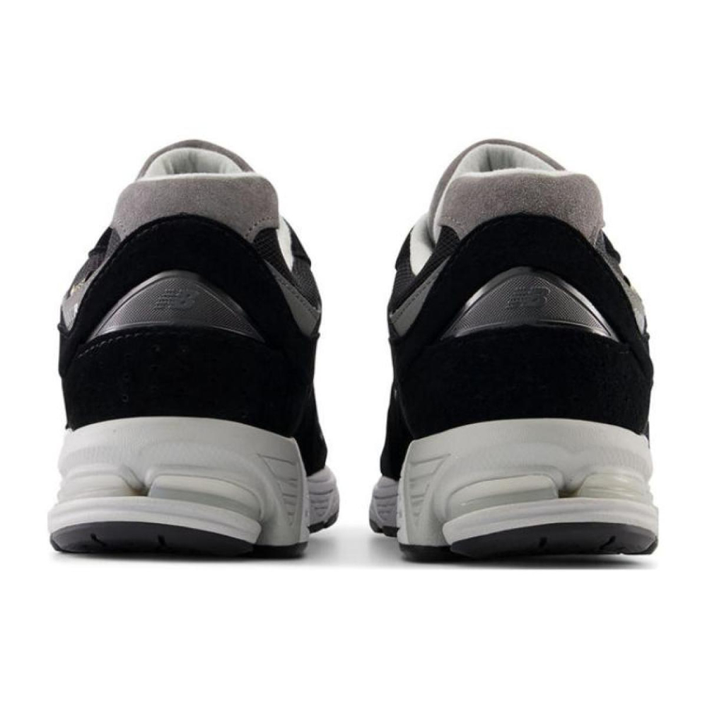 New Balance NB 2002R