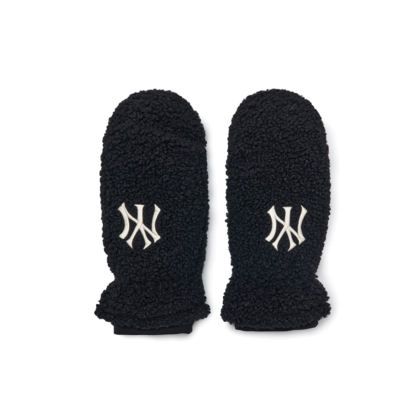MLB