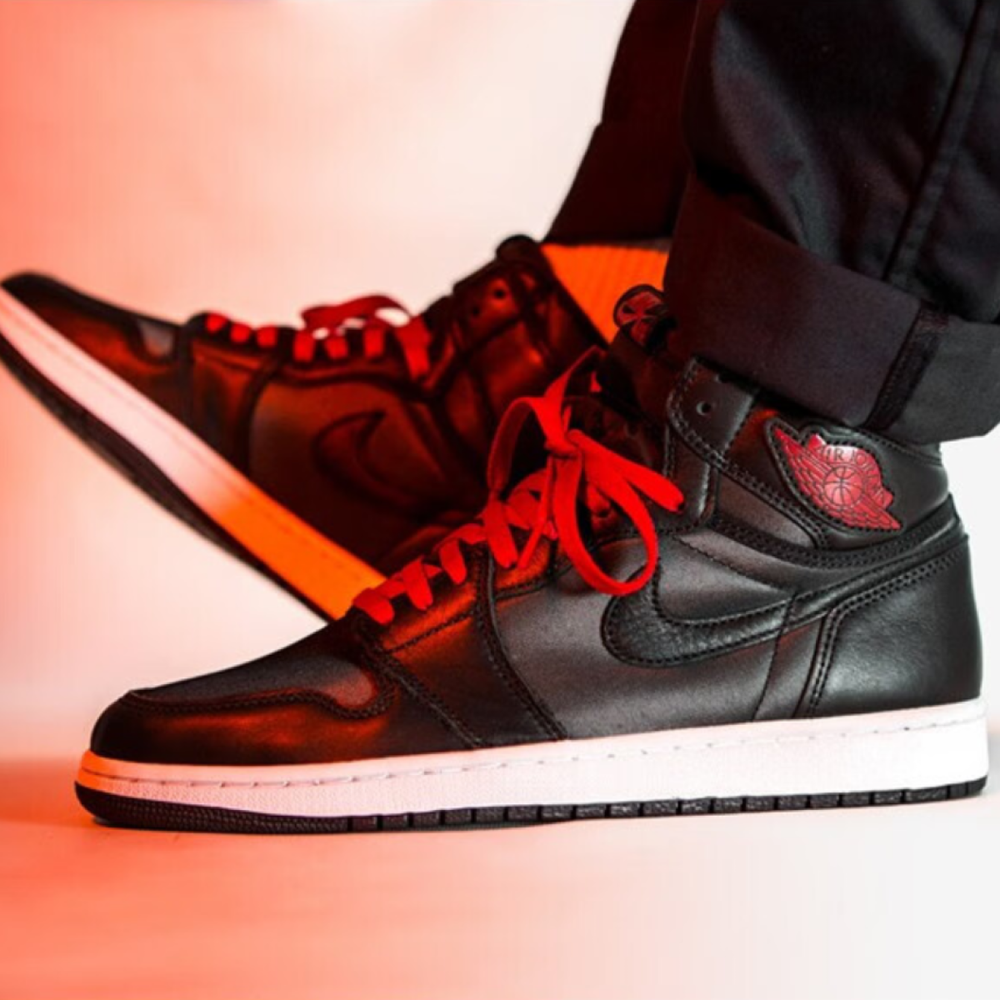 Jordan Air Jordan 1 Retro High OG “Black Satin”