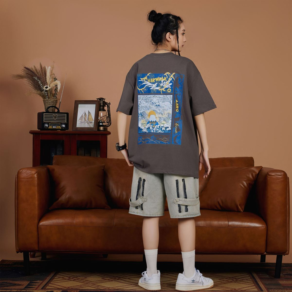 Airwalk T
