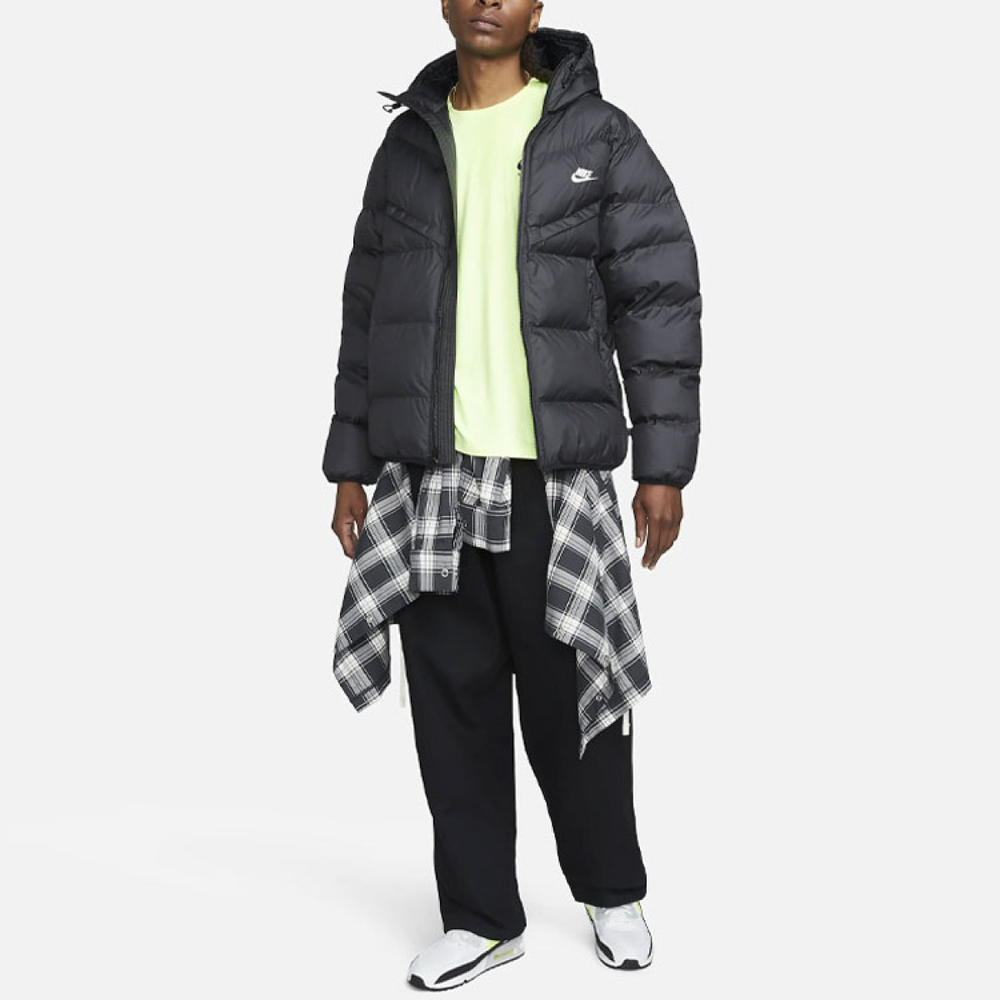 Nike Storm-FIT Windrunner PrimaLoft® Logo
