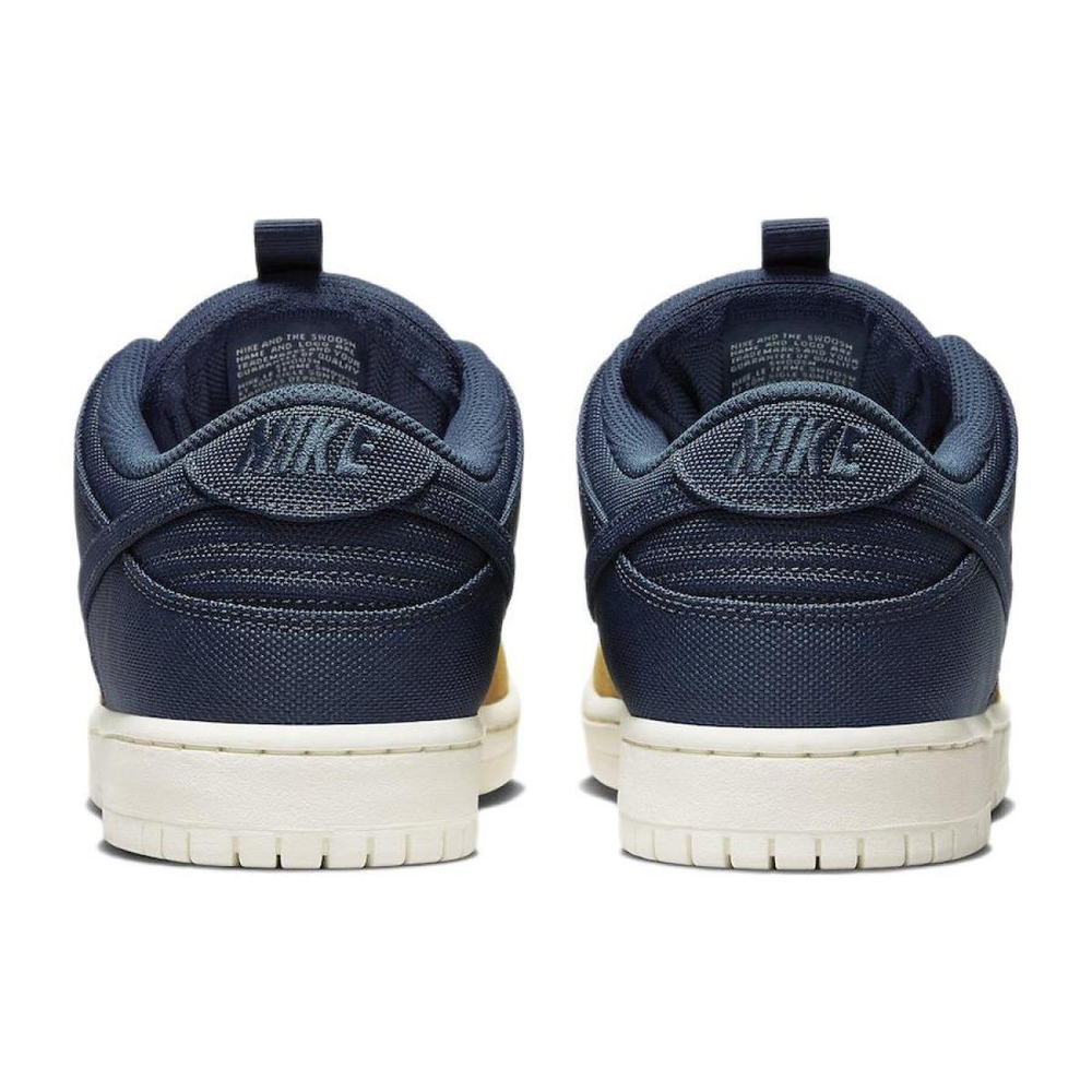 Nike Dunk SB "Midnight Navy/Desert Ochre"