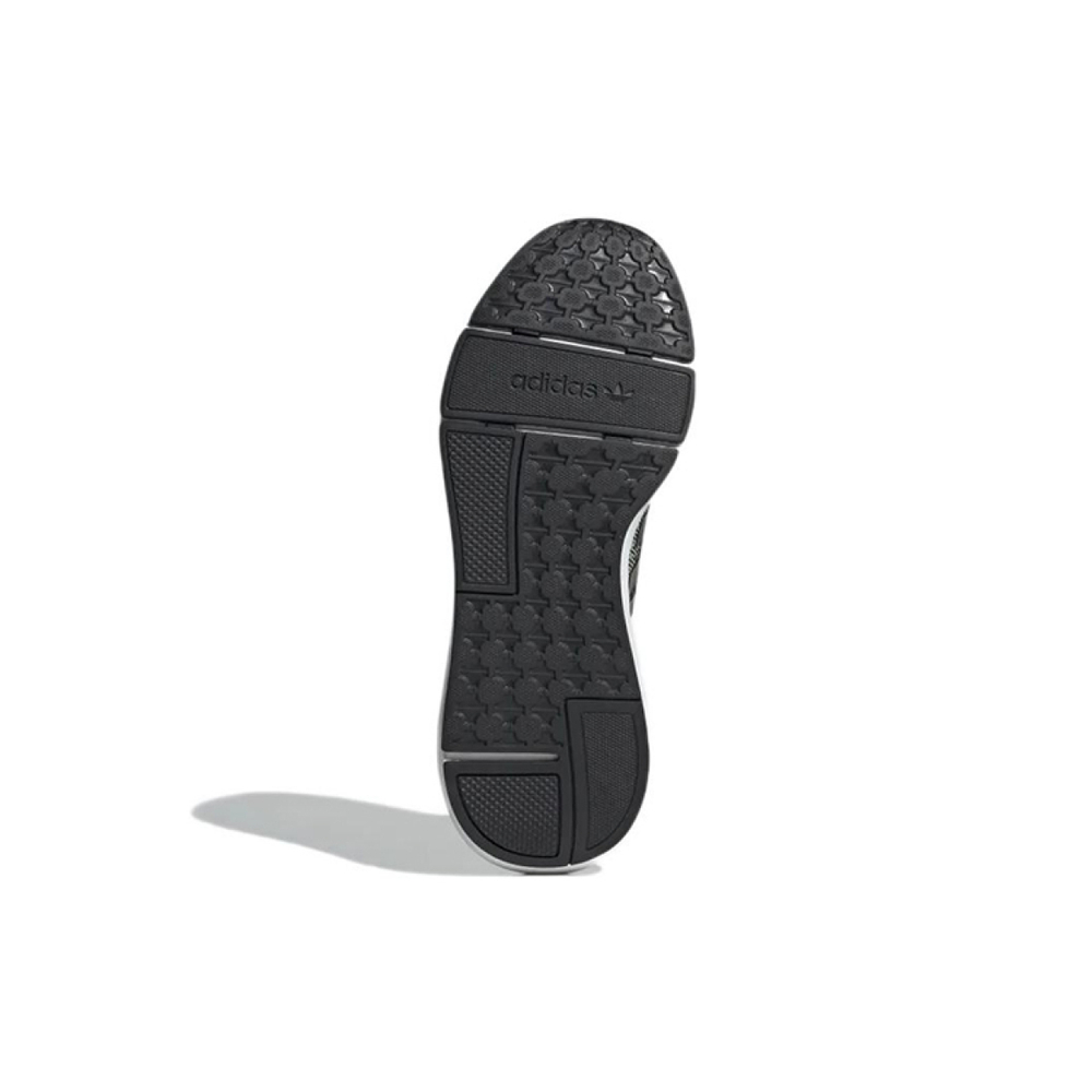Adidas originals Swift Run 22