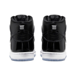 Nike Dunk SB "Space Jam"