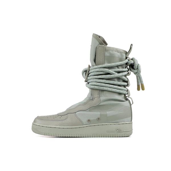 Nike Air Force 1 New Heights