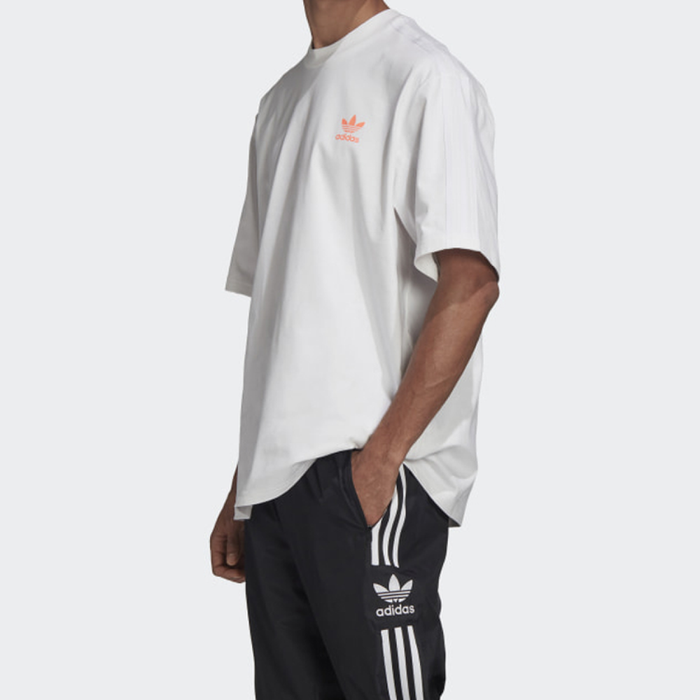 Adidas originals Girls Are Awesome Logo SS20T