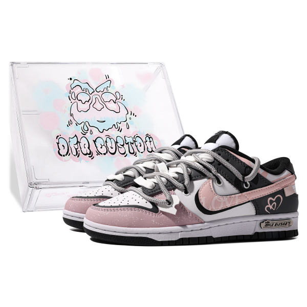 【 】 Nike Dunk LOVE
