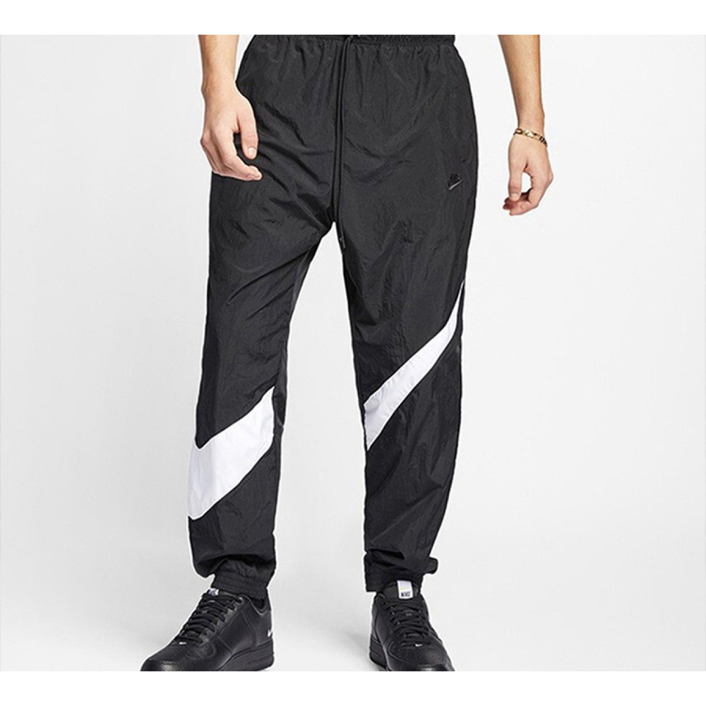 Nike Big Swoosh SportsWear Logo