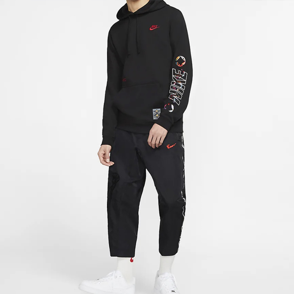 Nike Sportswear Club