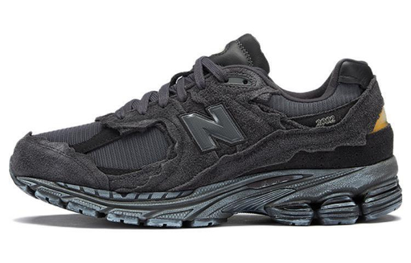 New Balance NB 2002R
