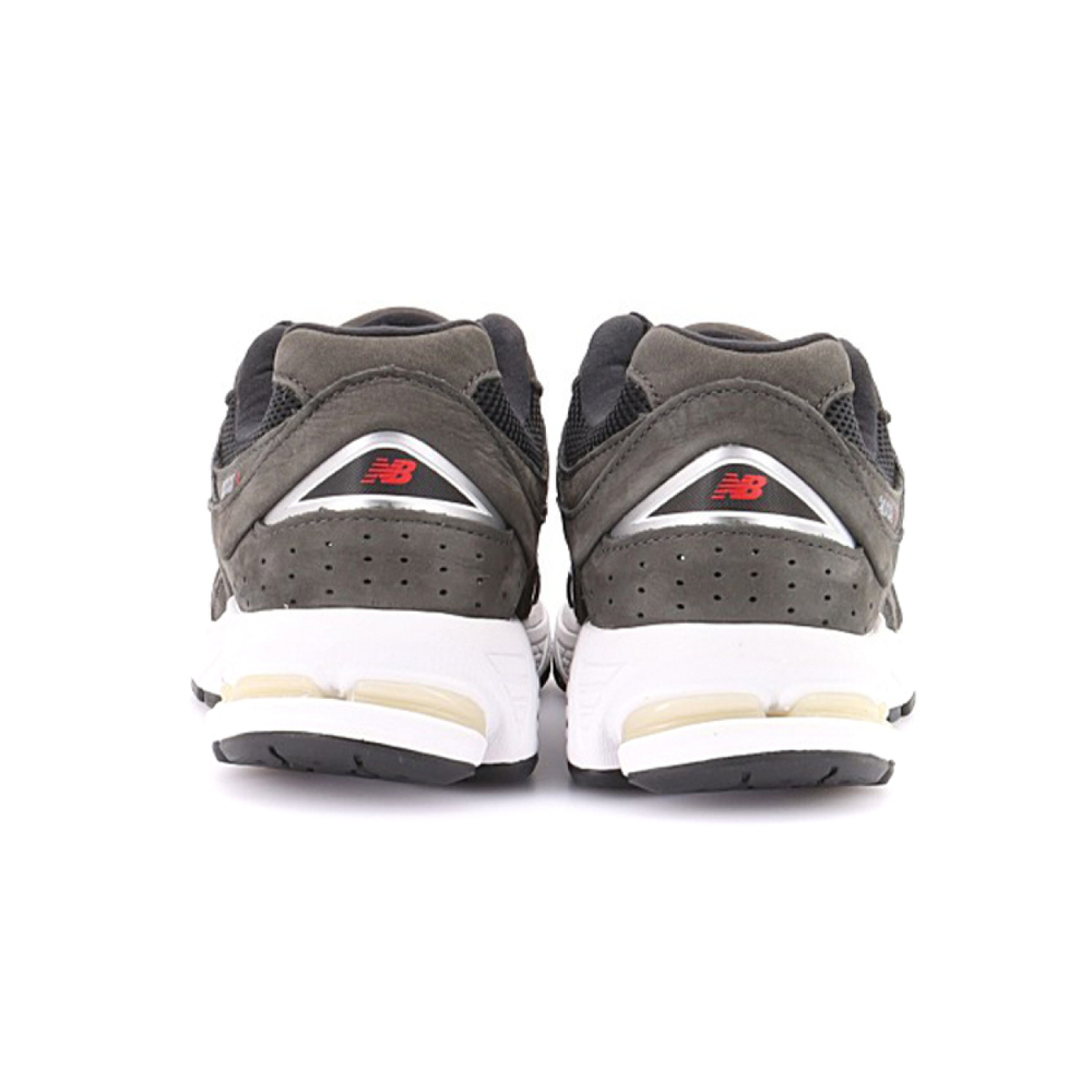 New Balance NB 2002R d