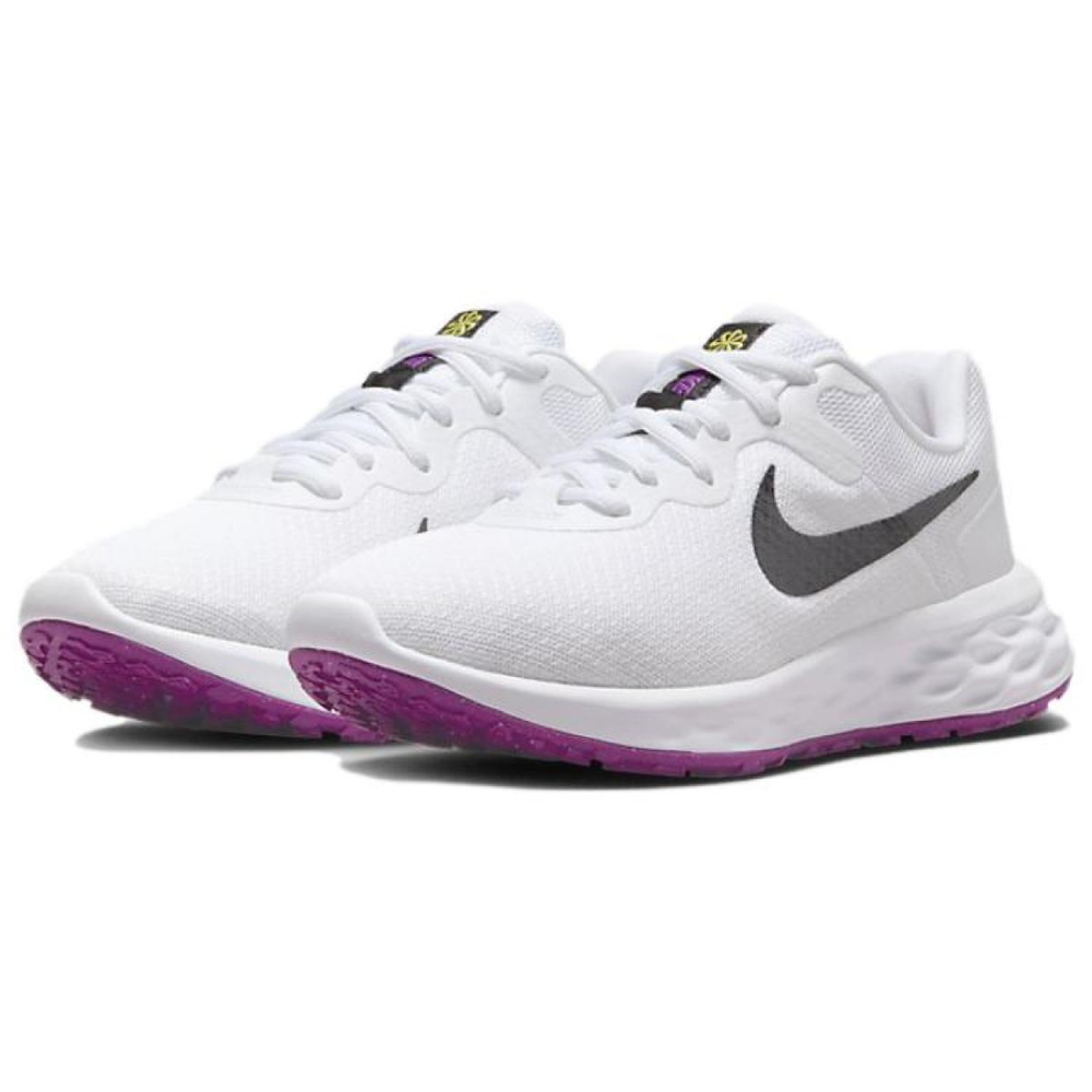 Nike REVOLUTION 6