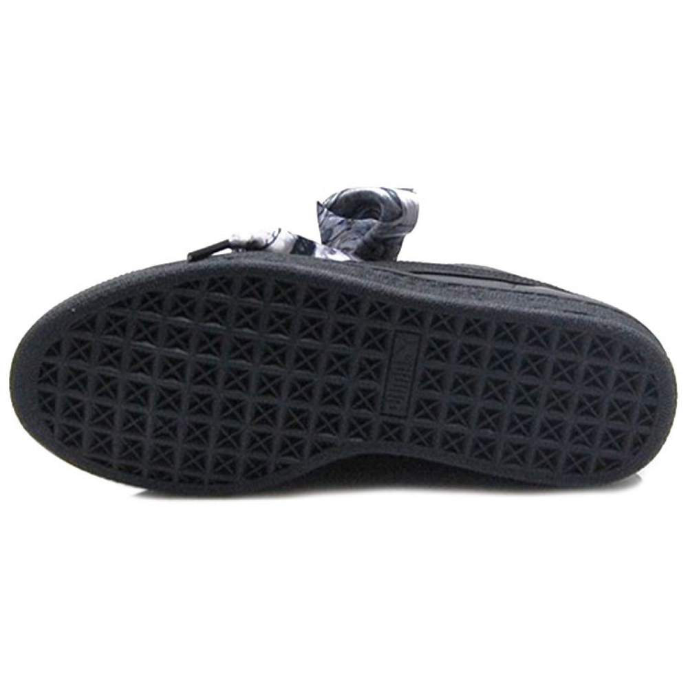 PUMA Basket Heart Mimicry