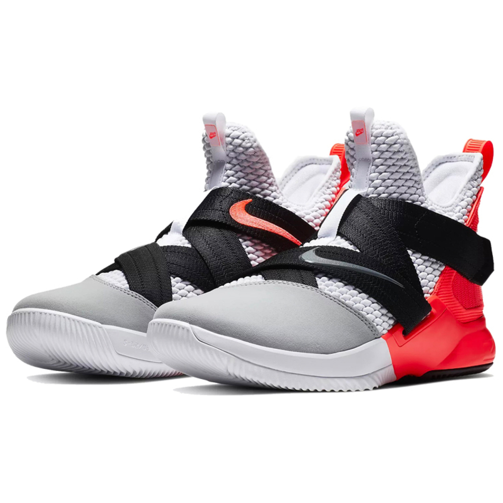 Nike zoom soldier 12 Lebron