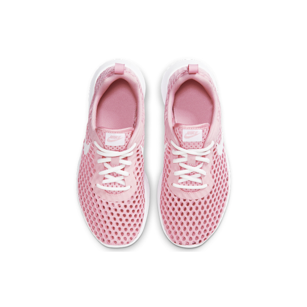 Nike Tanjun