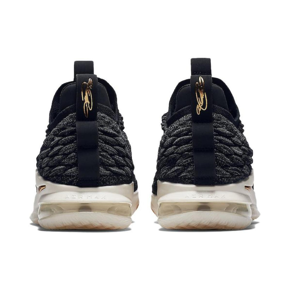 Nike Lebron 15