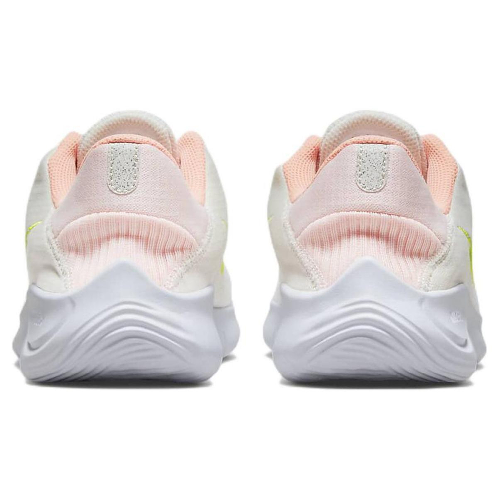 Nike Flex Experience Run 11