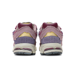 New Balance NB 2002R