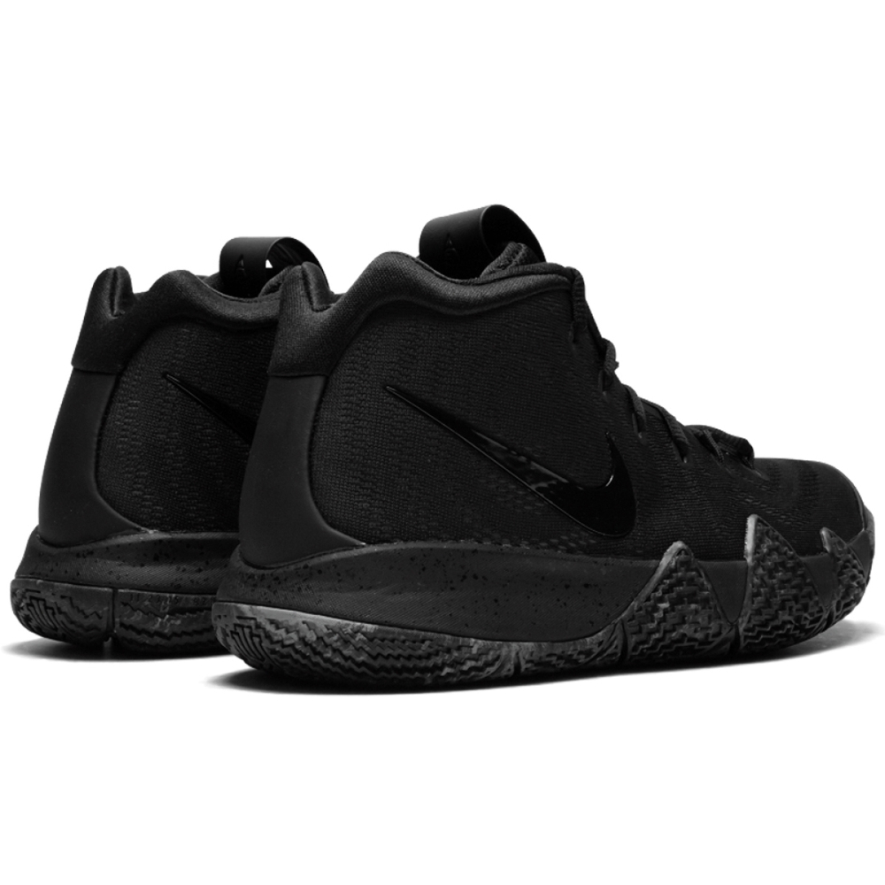Nike Kyrie 4 Blackout