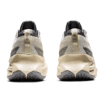 Asics Novablast 2 SPS