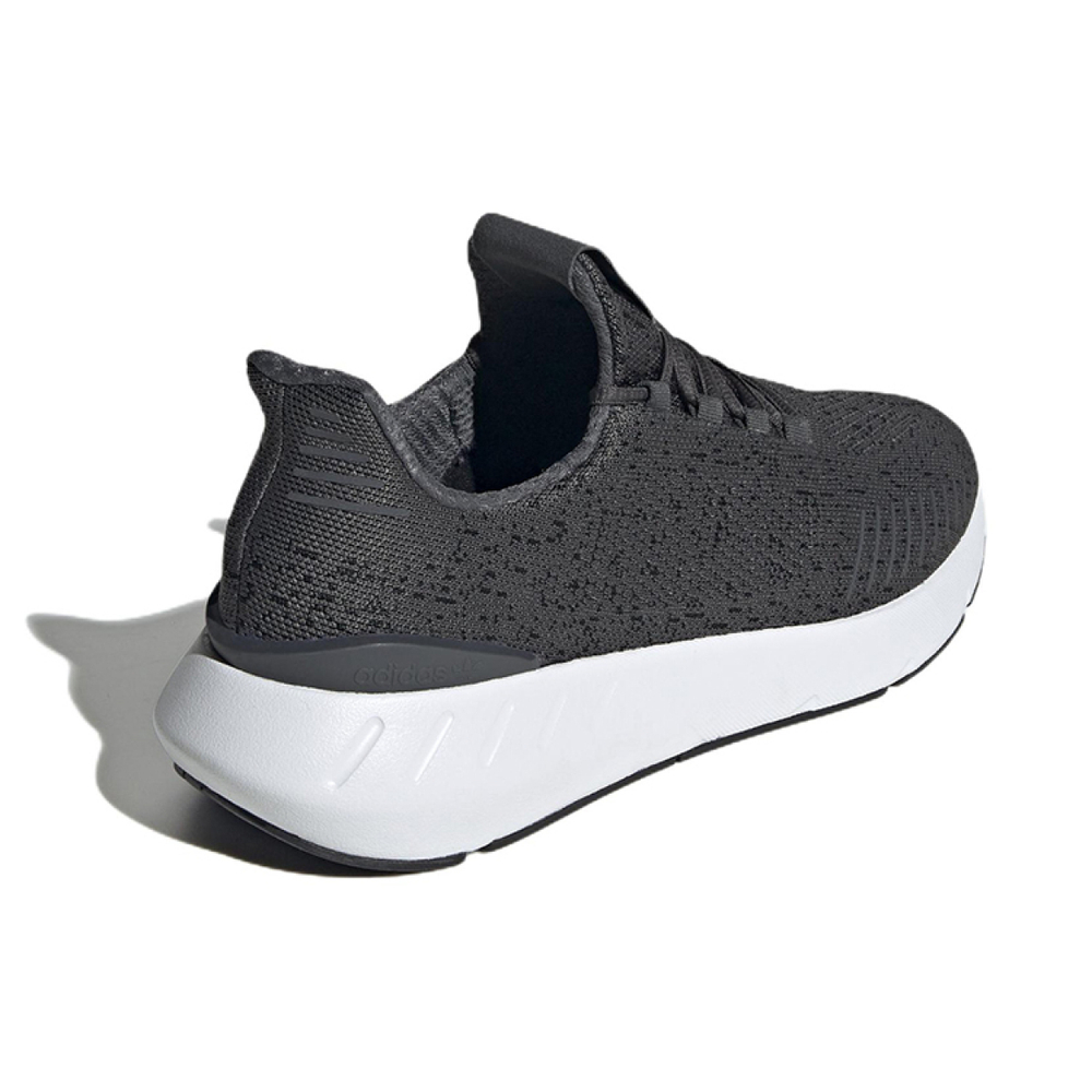 Adidas originals Swift Run 22