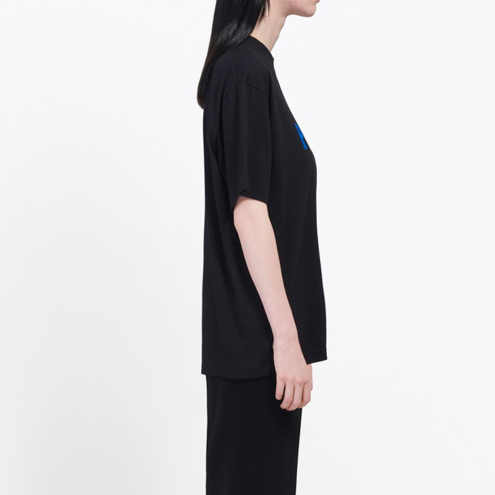 Balenciaga T